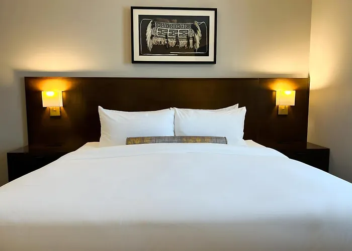 Edgewater Hotel